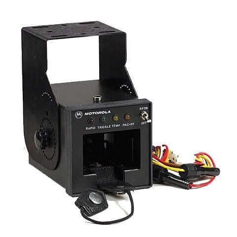 ŁADOWARKA SAMOCHODOWA MOTOROLA NNTN7616D IMPRES Seria DP i R7 